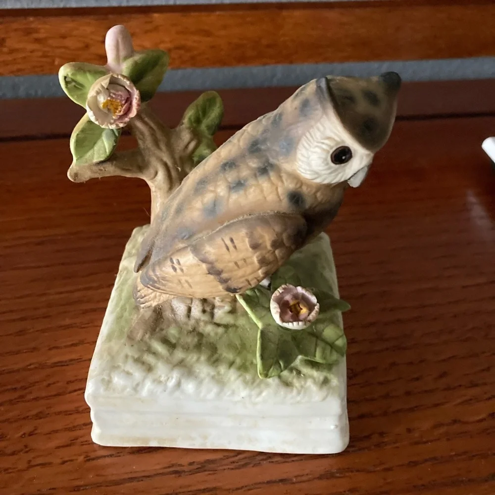 Vintage Gorham owl music box plays